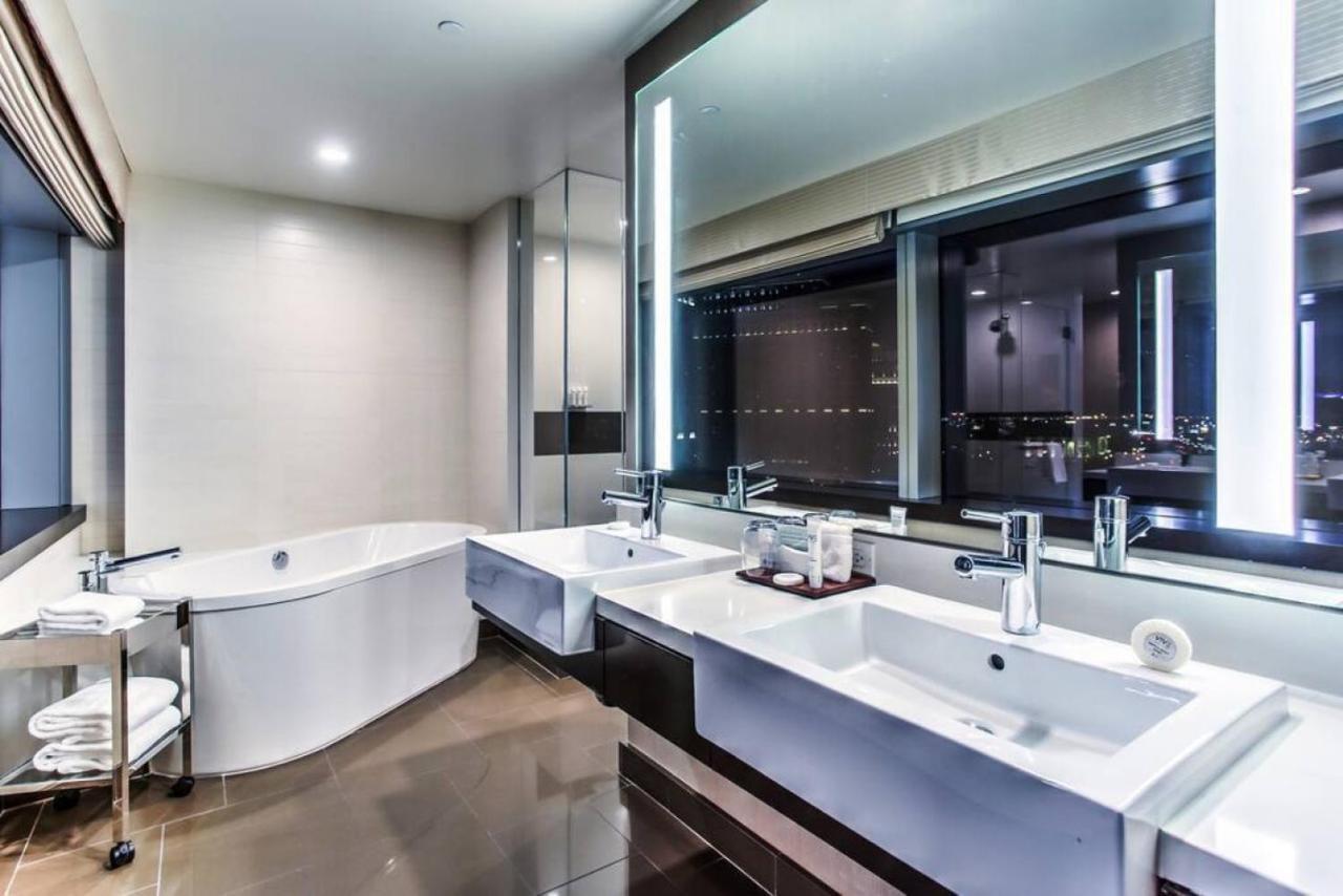City Center - Panoramic Corner Suite At Vdara 拉斯维加斯 外观 照片