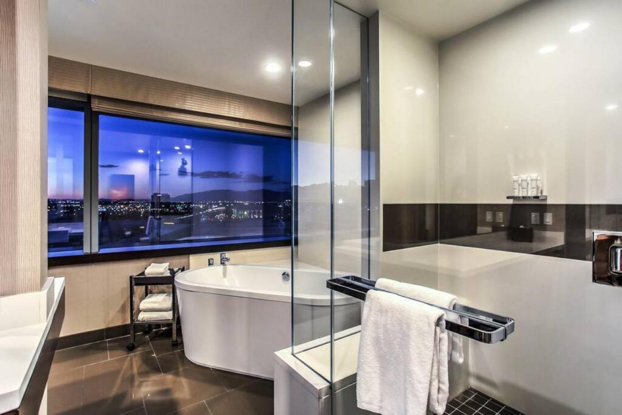 City Center - Panoramic Corner Suite At Vdara 拉斯维加斯 外观 照片
